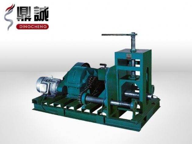 點擊查看詳細信息<br>標題：臥式多功能滾動彎管機 閱讀次數：5303