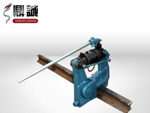 點擊查看詳細信息<br>標題：液壓鋼軌擠孔機 閱讀次數：4952
